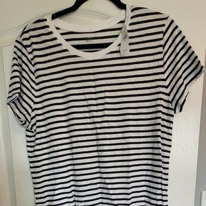 GAP Black and White Striped T-shirt